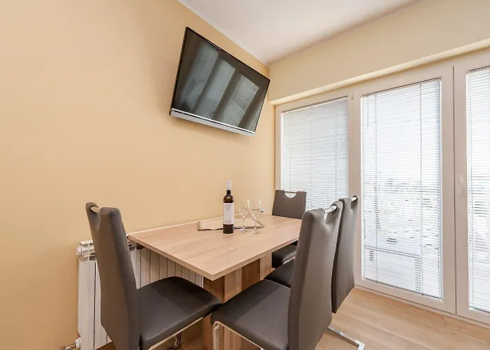 Apartment Tomo *