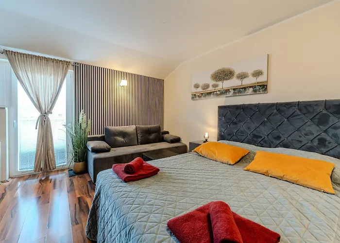 Tomo Apartment